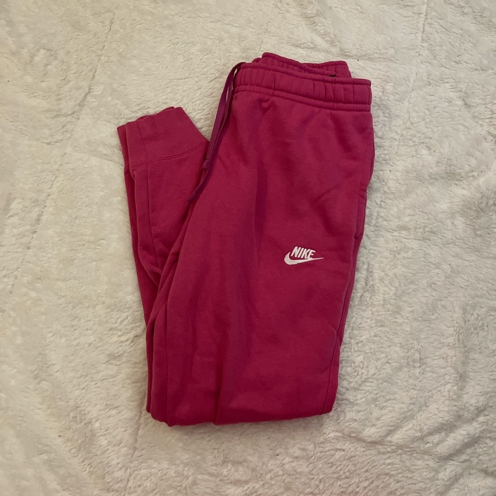 Pink Nike sweatpants